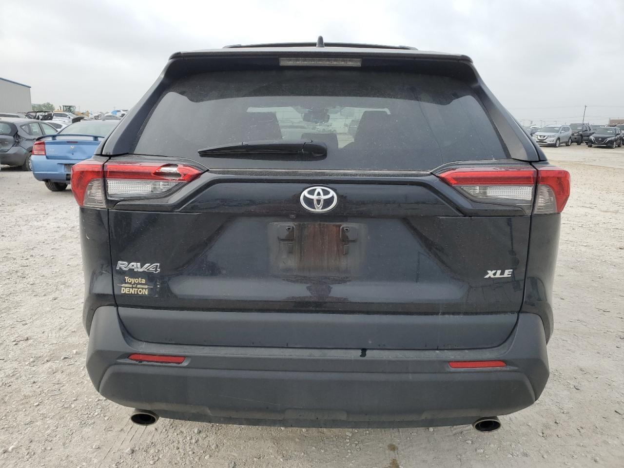 2021 Toyota Rav4 Xle - Image 6