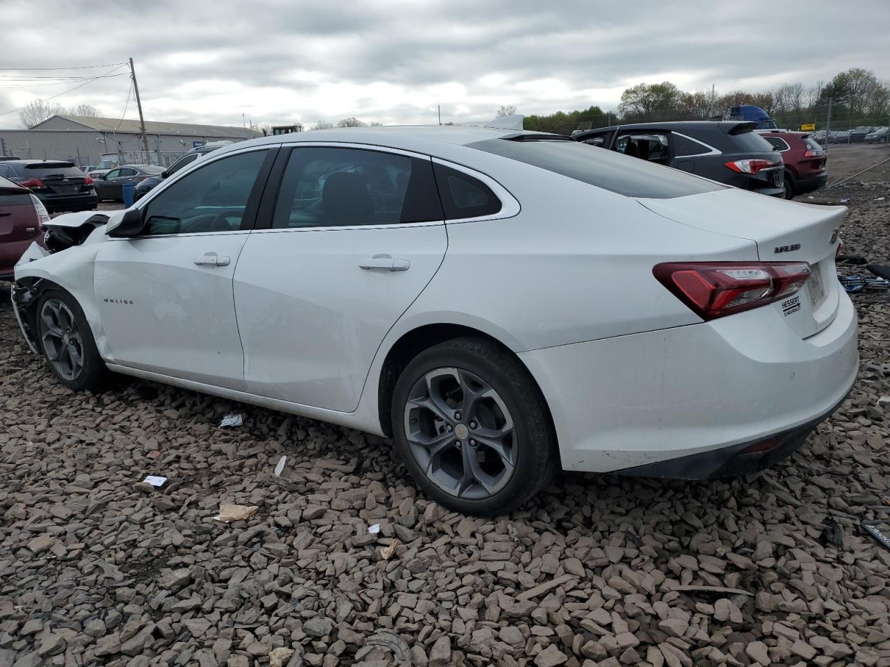 2022 Chevrolet Malibu Lt - Image 2