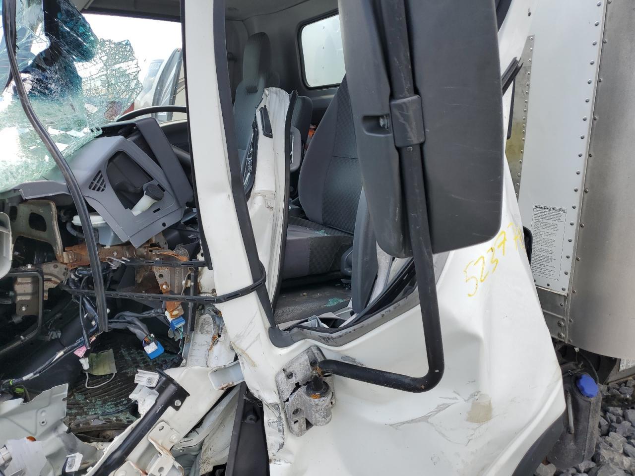 2012 Isuzu Npr - Image 7