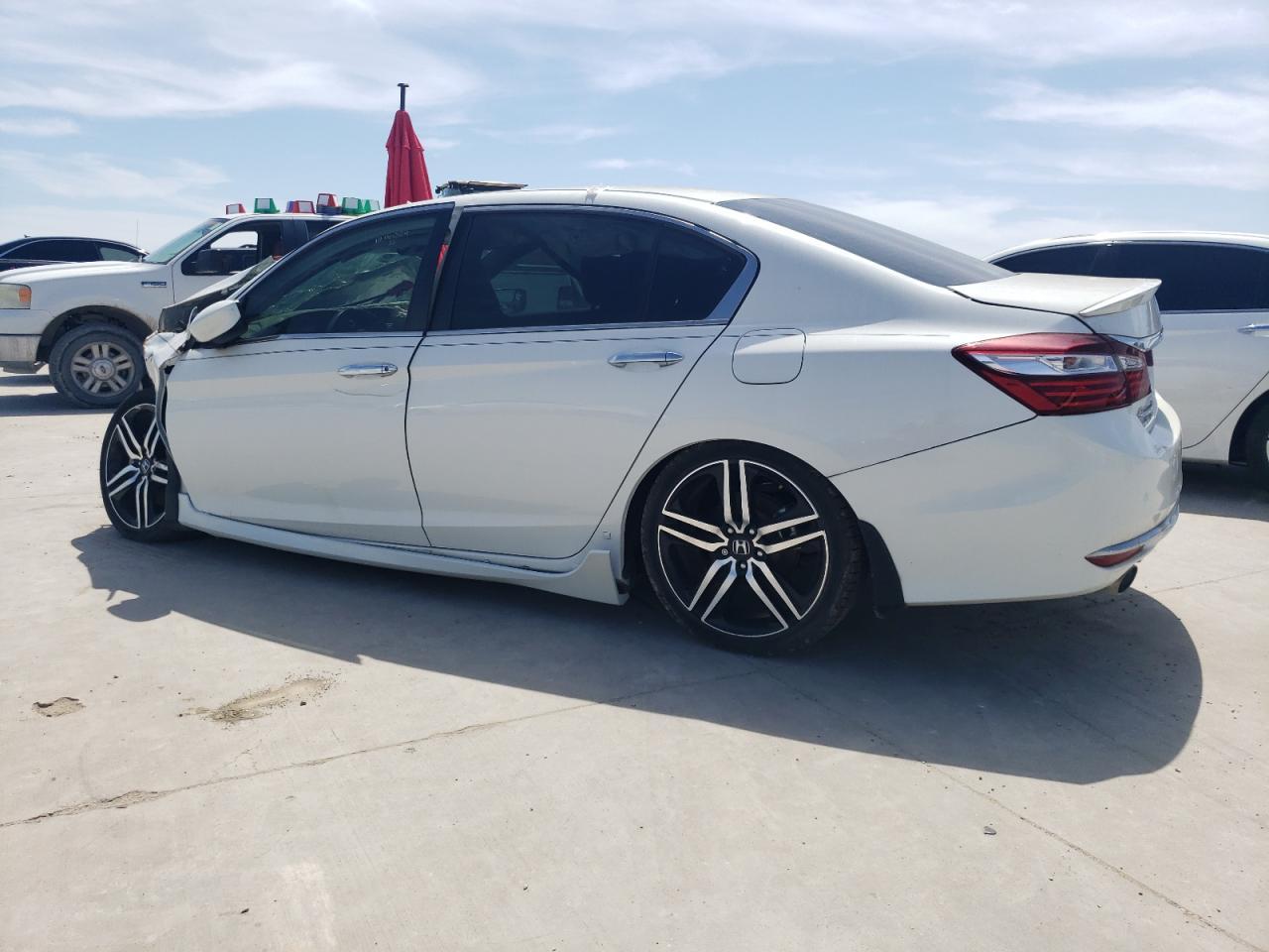2017 Honda Accord Sport - Image 2