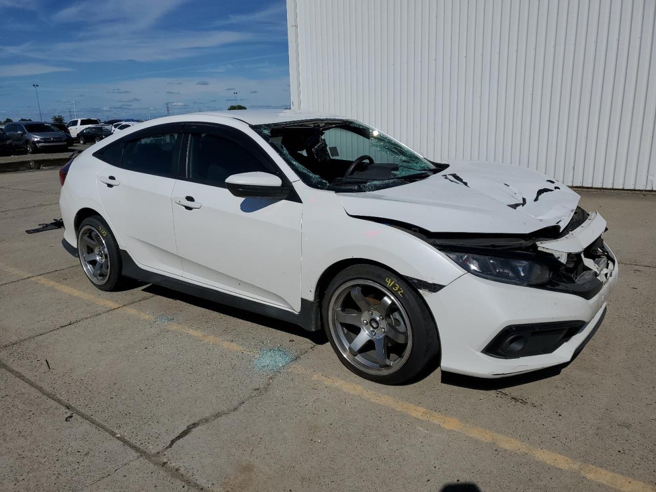 2020 Honda Civic Sport - Фото 4