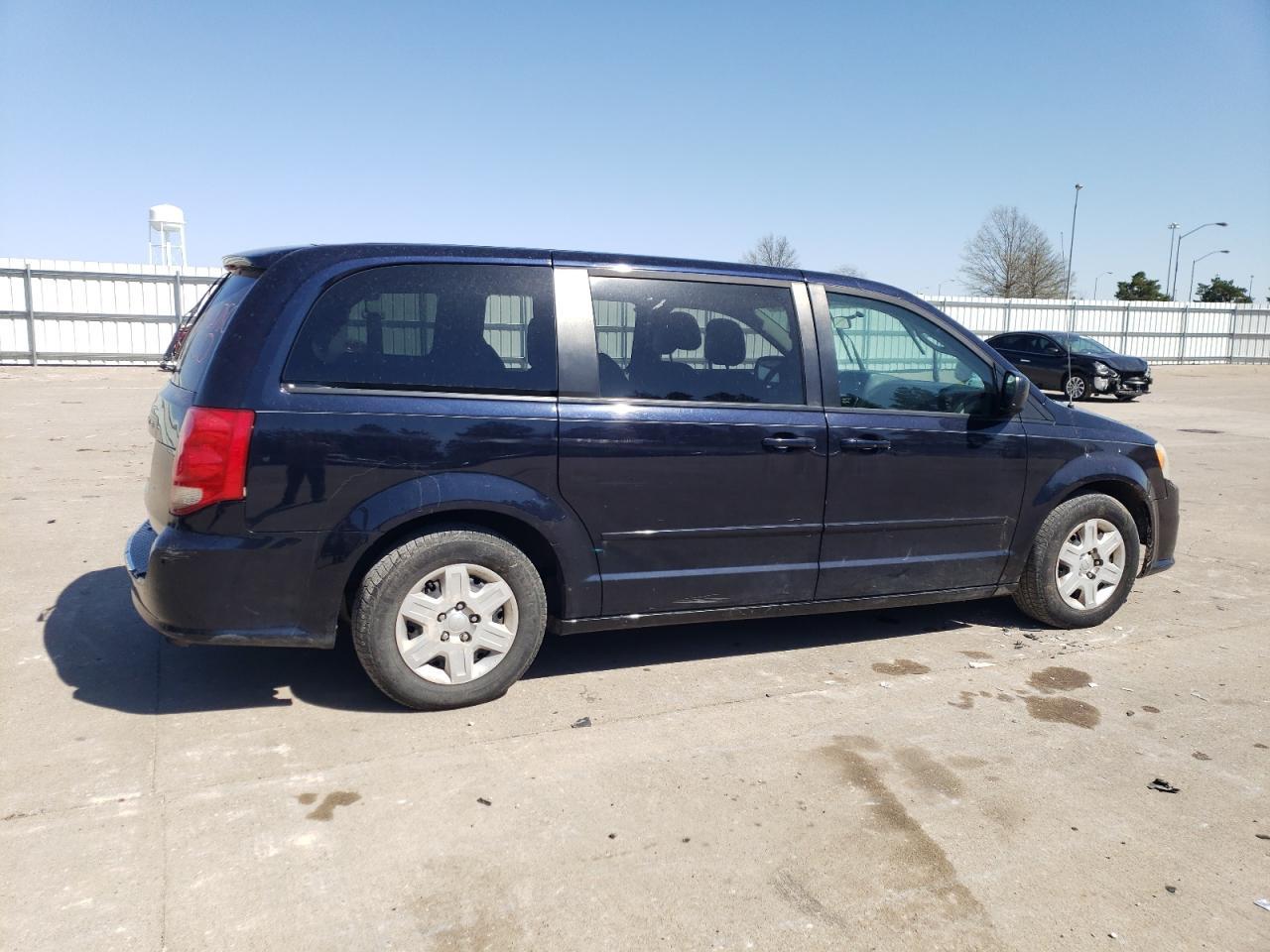 2011 Dodge Grand Caravan Express - Image 3