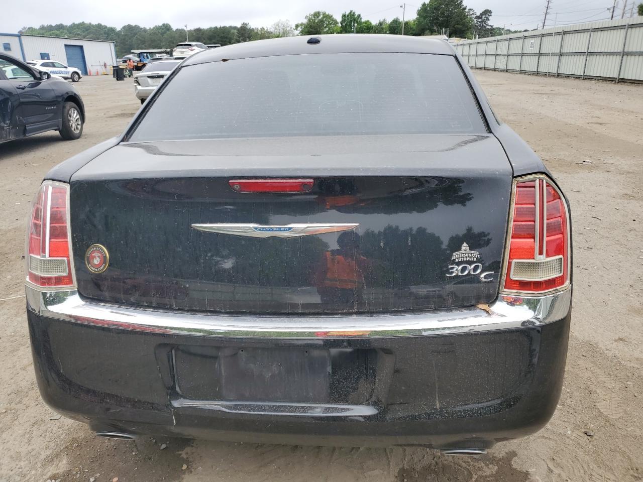 2013 Chrysler 300C - Фото 6