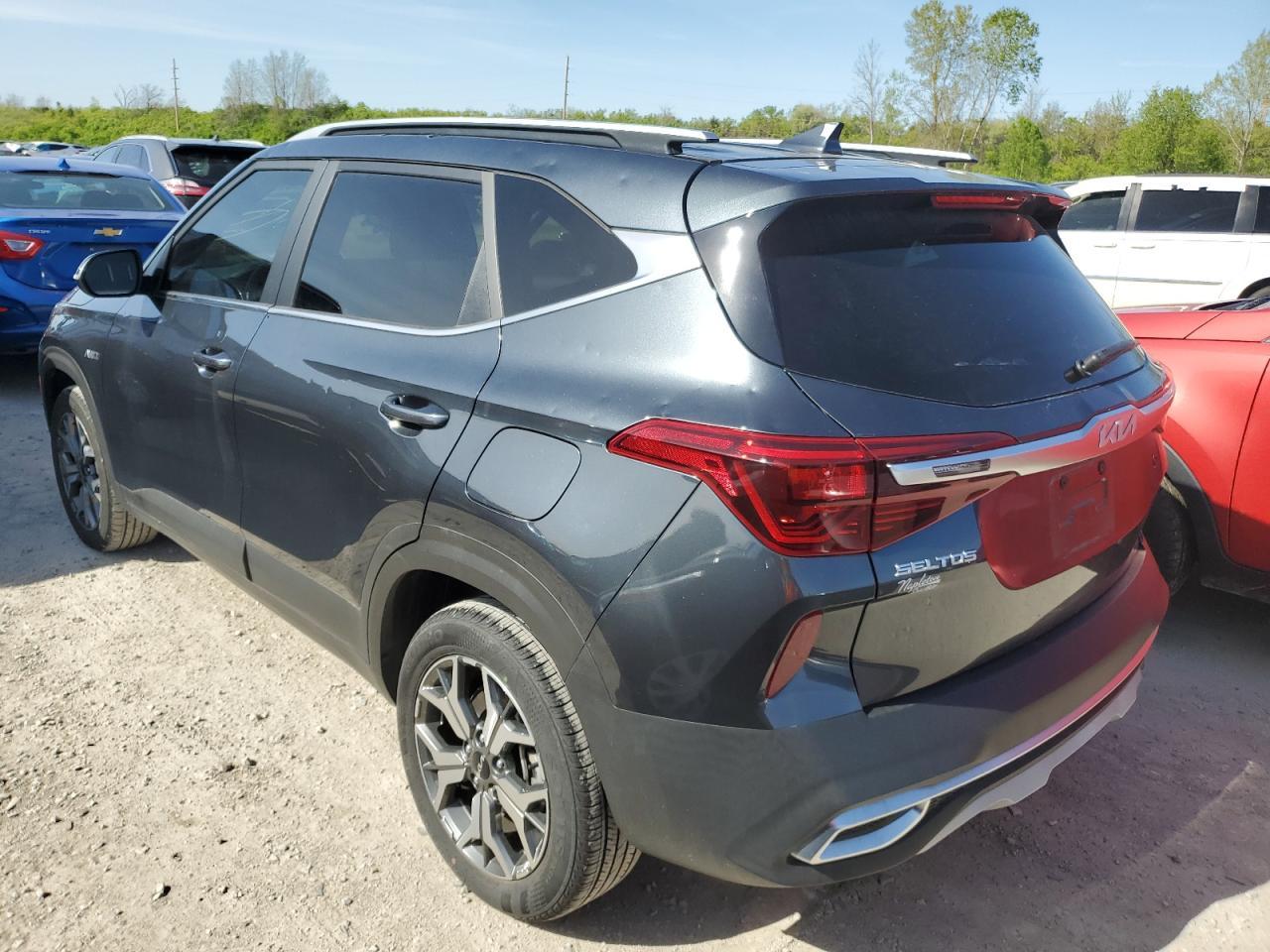 2022 Kia Seltos Ex - Image 2