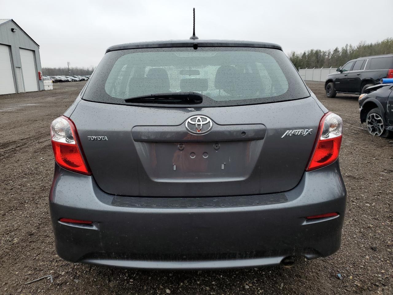 2010 Toyota Corolla Matrix - Image 6