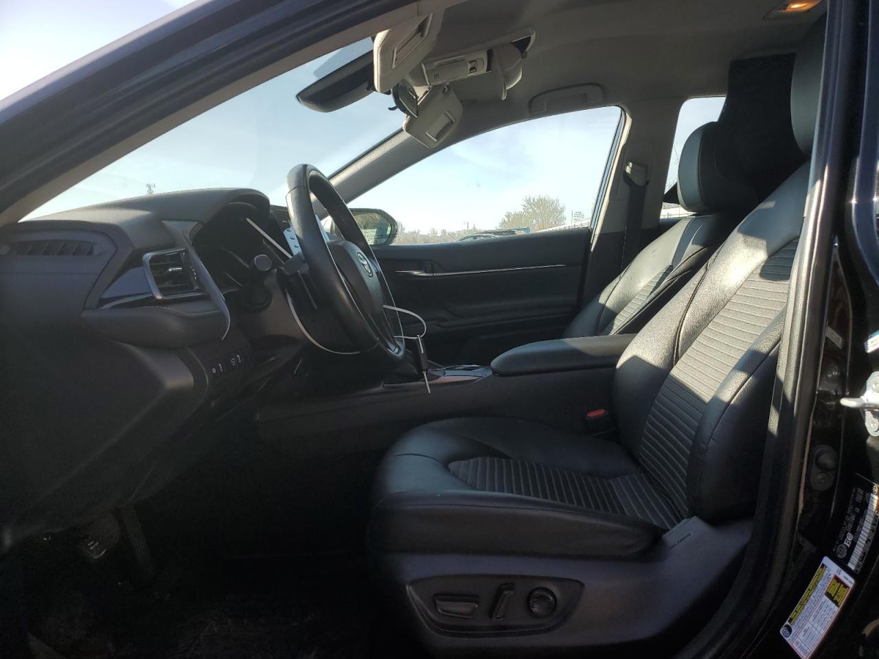 2021 Toyota Camry Se - Фото 7