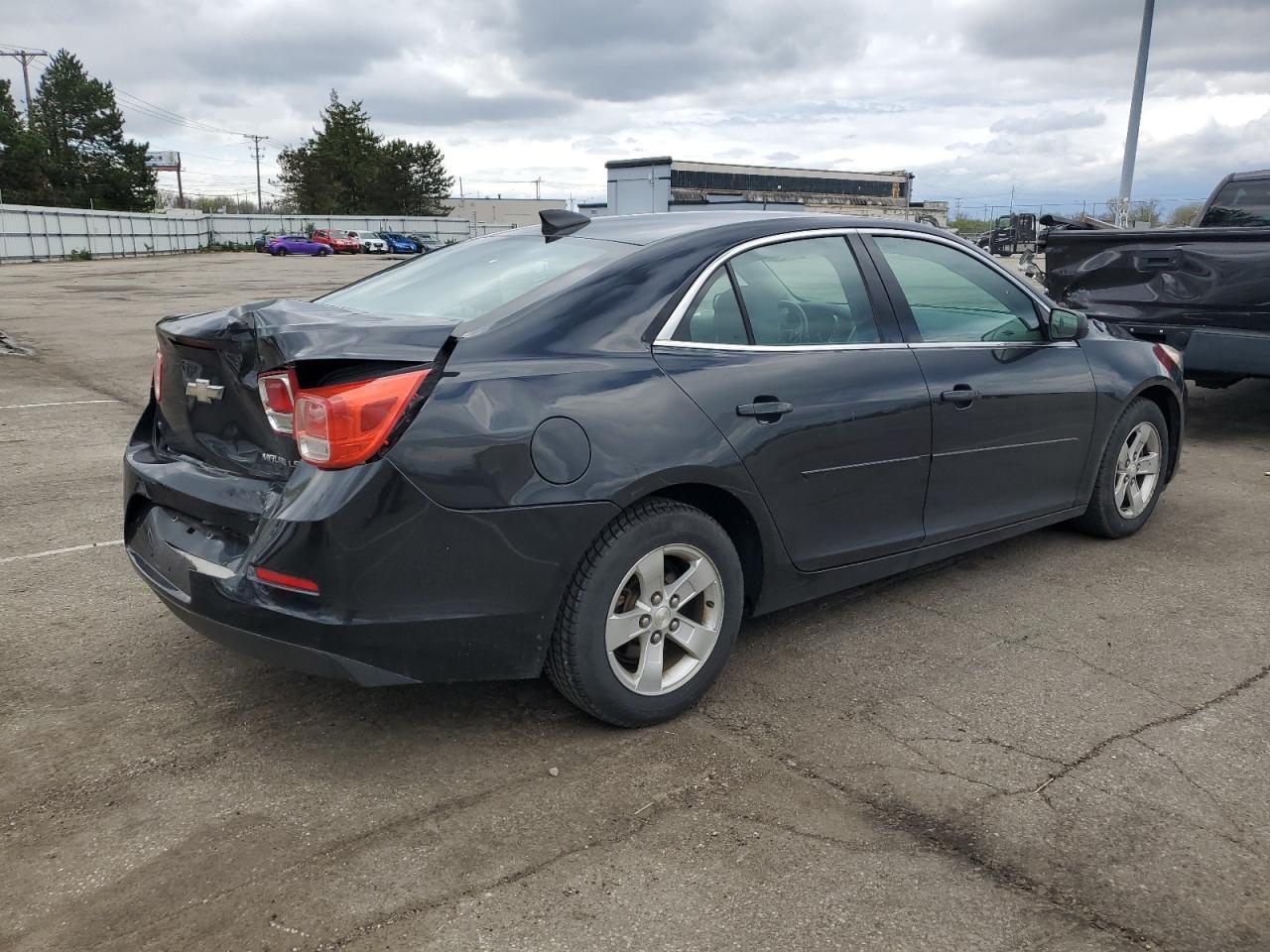 2015 Chevrolet Malibu Ls - Фото 3