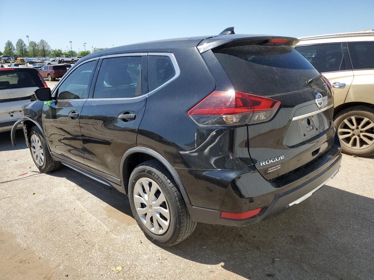 2018 Nissan Rogue S - Фото 2