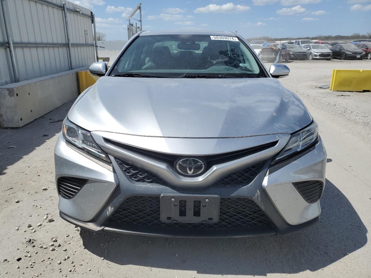 2019 Toyota Camry L - Image 5