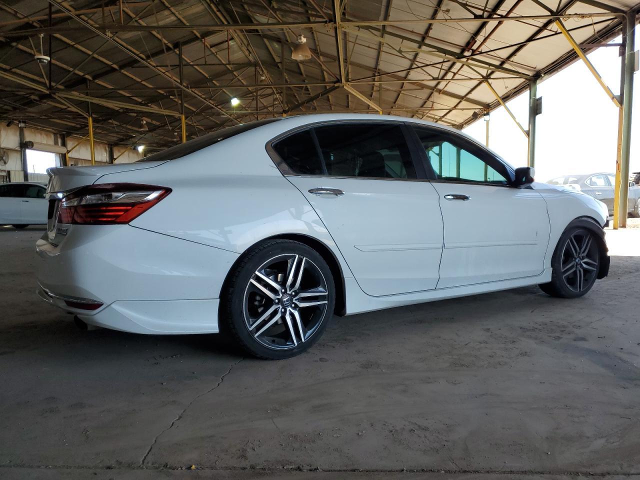 2017 Honda Accord Sport Special Edition - Фото 3
