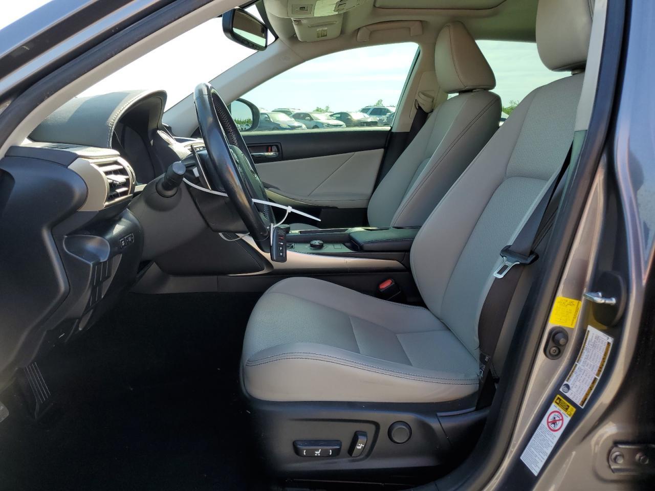 2016 Lexus Is 200T - Image 7