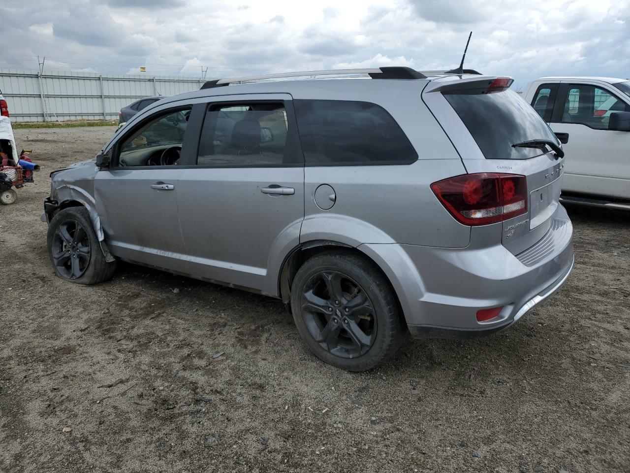 2018 Dodge Journey Crossroad - Image 2