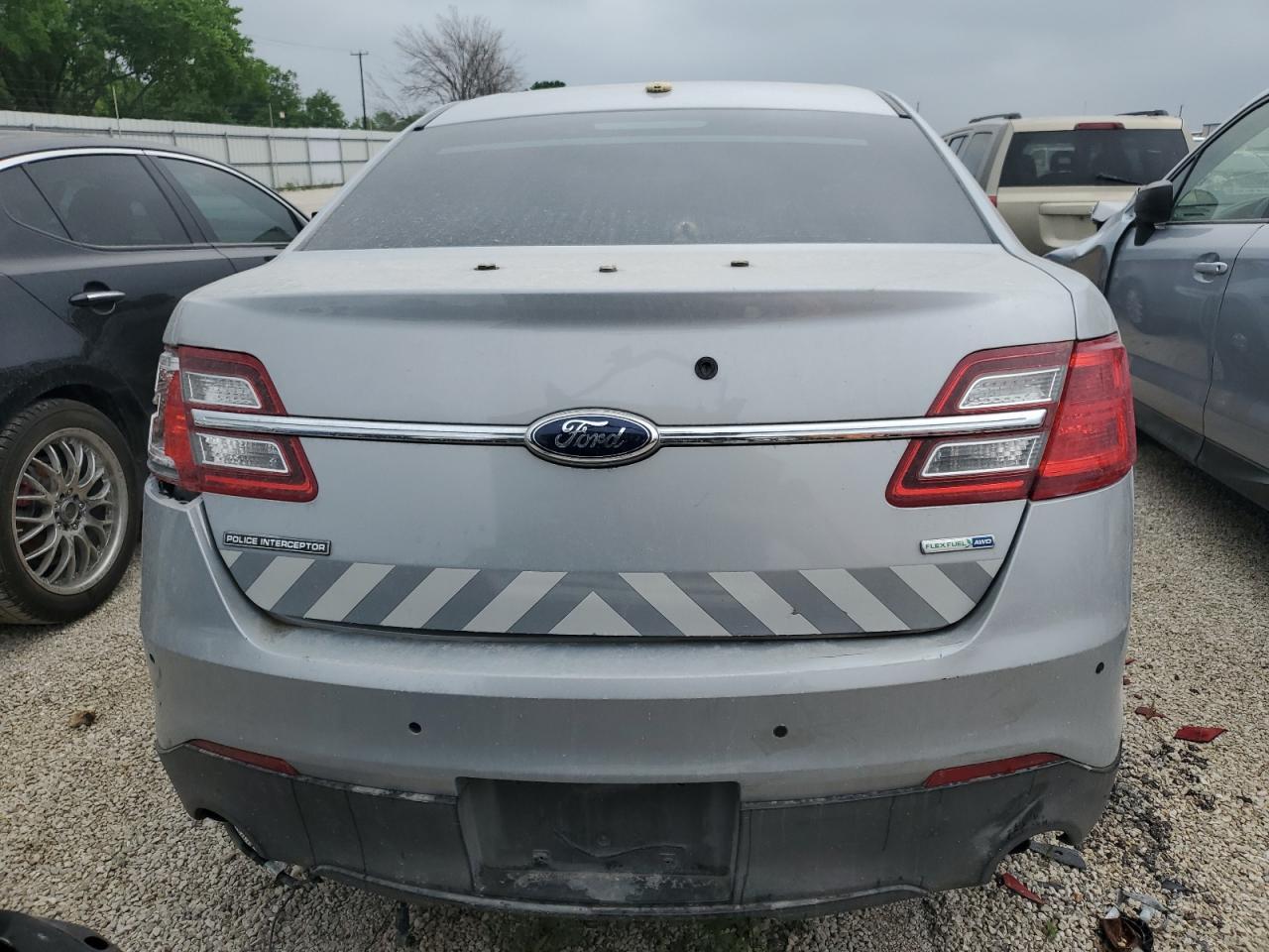 2014 Ford Taurus Police Interceptor - Фото 6