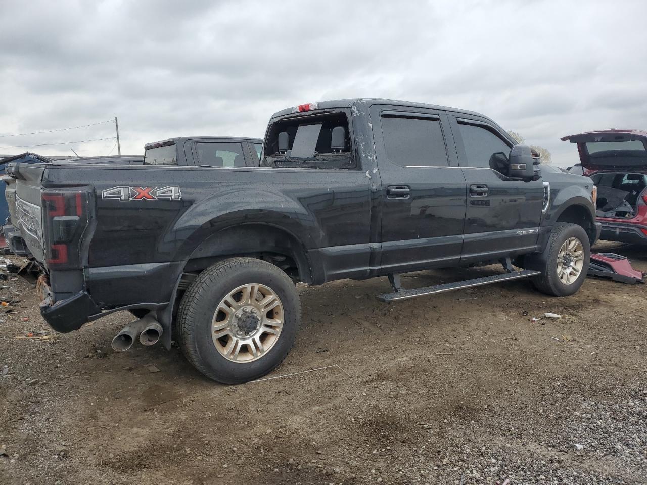 2017 Ford F350 Super Duty - Фото 3