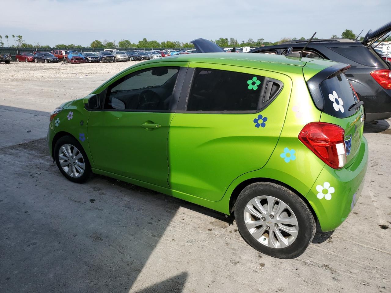 2016 Chevrolet Spark 1Lt - Фото 2