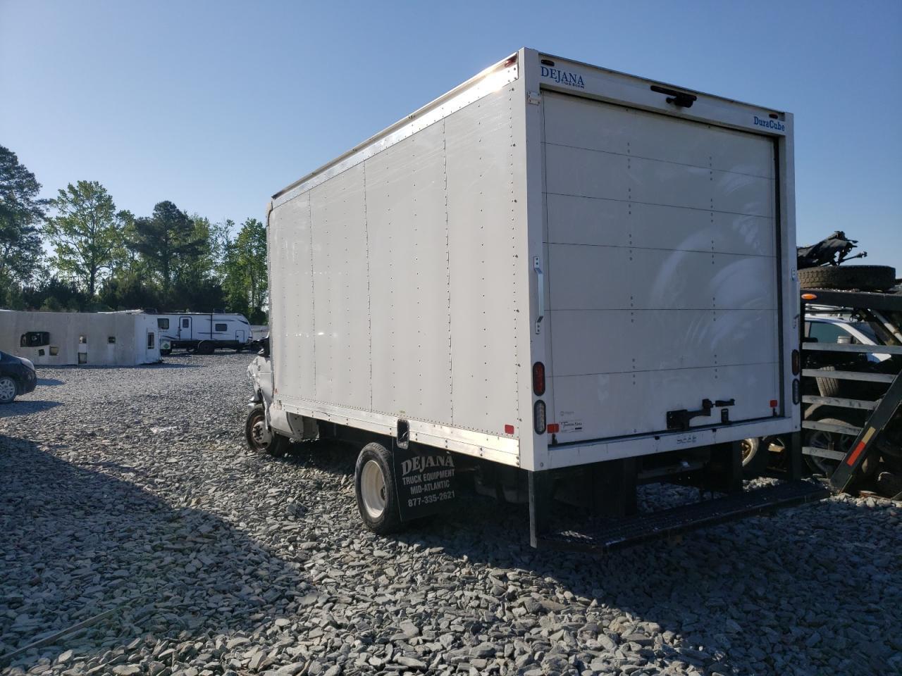 2022 Ford Econoline E350 Super Duty Cutaway Van - Фото 2