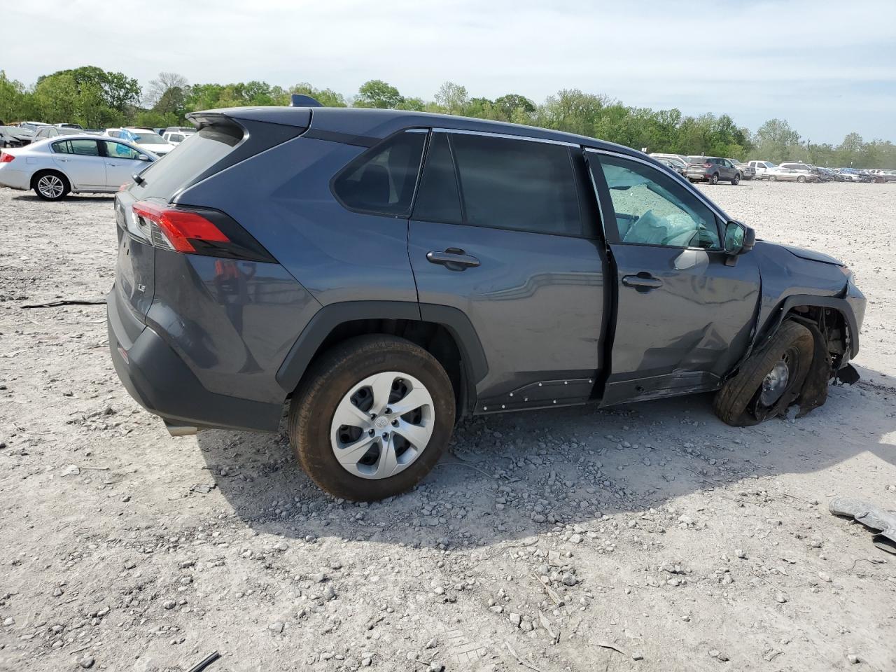 2022 Toyota Rav4 Le - Фото 3