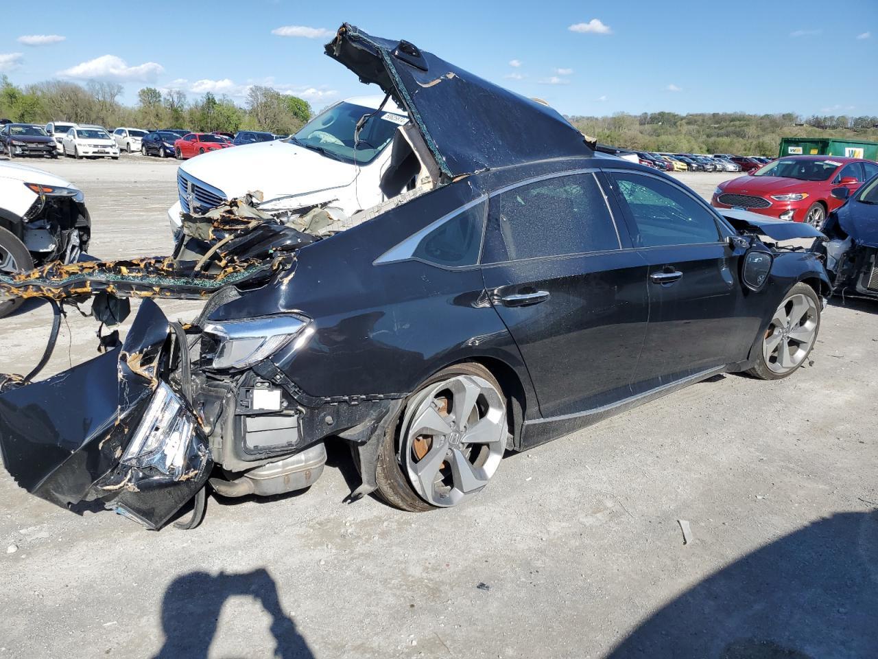 2018 Honda Accord Touring - Фото 3