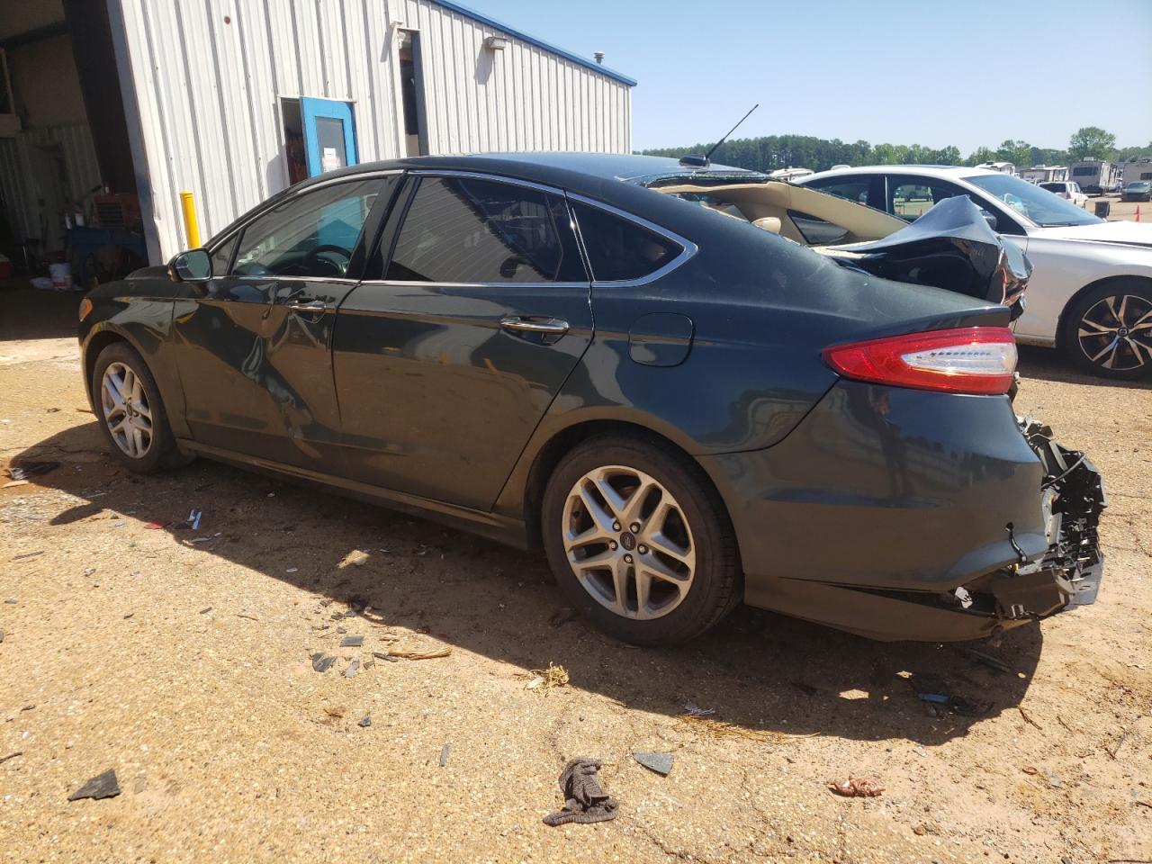 2015 Ford Fusion Se - Фото 2