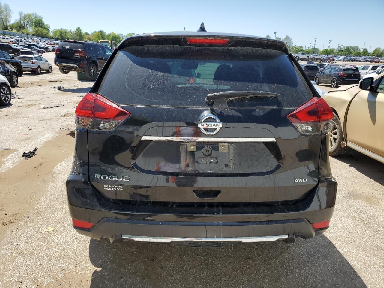 2018 Nissan Rogue S - Фото 6