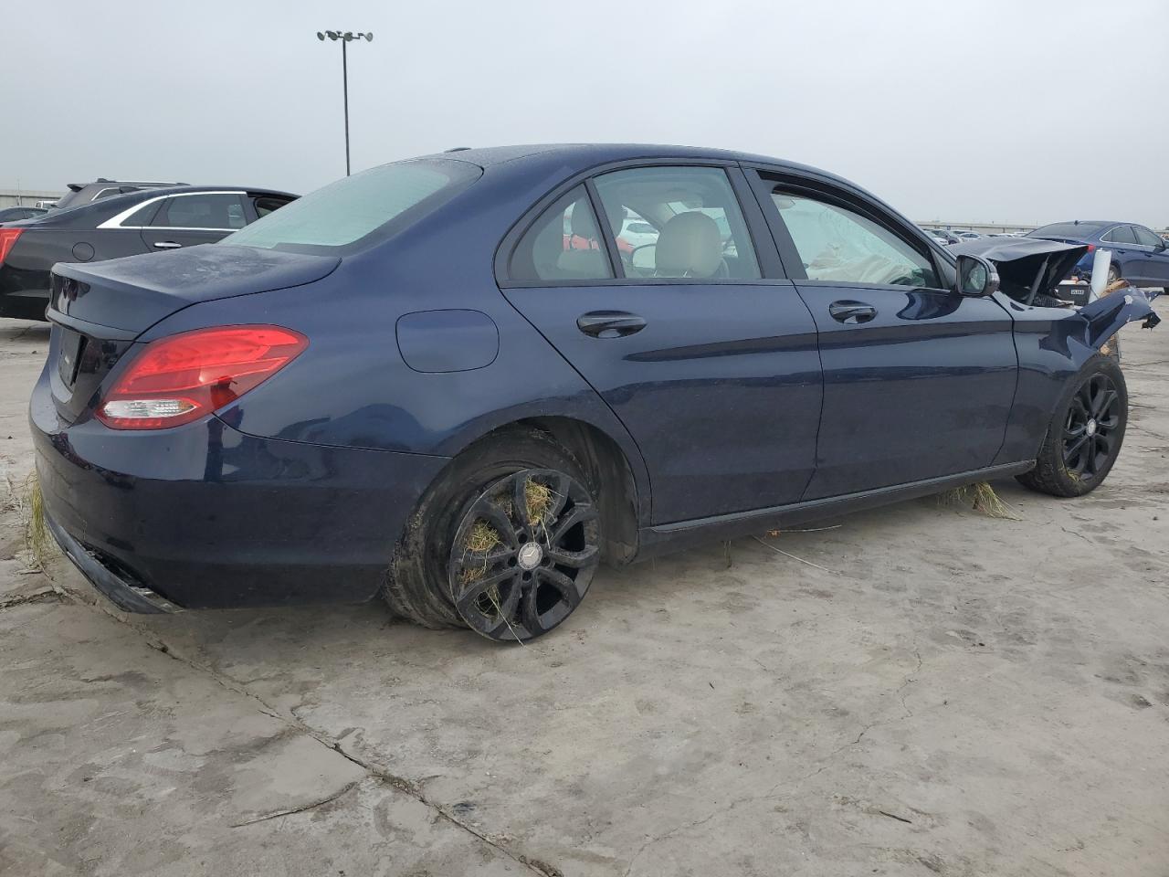 2016 Mercedes-Benz C 300 - Фото 3