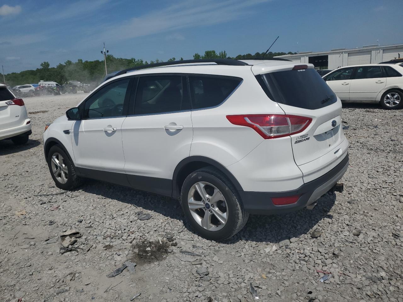 2014 Ford Escape Se - Фото 2