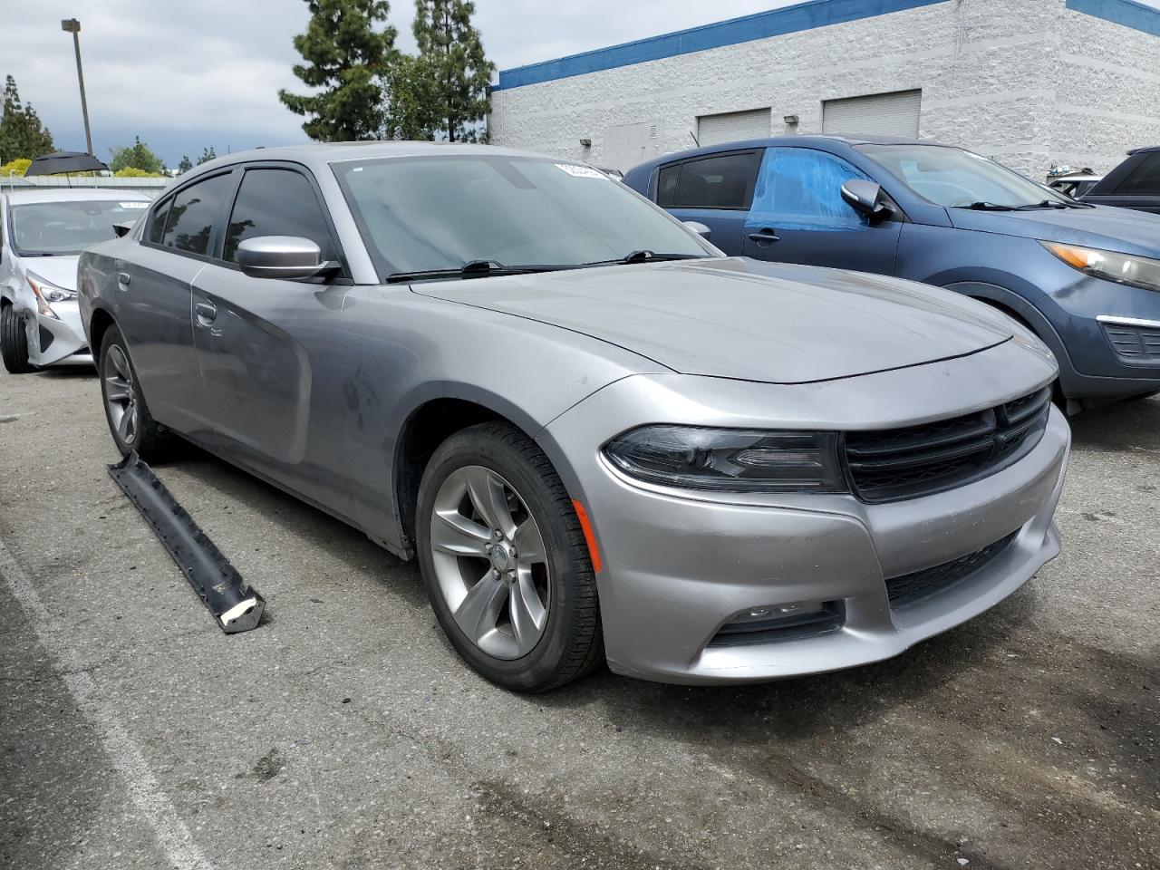 2016 Dodge Charger Sxt - Image 4