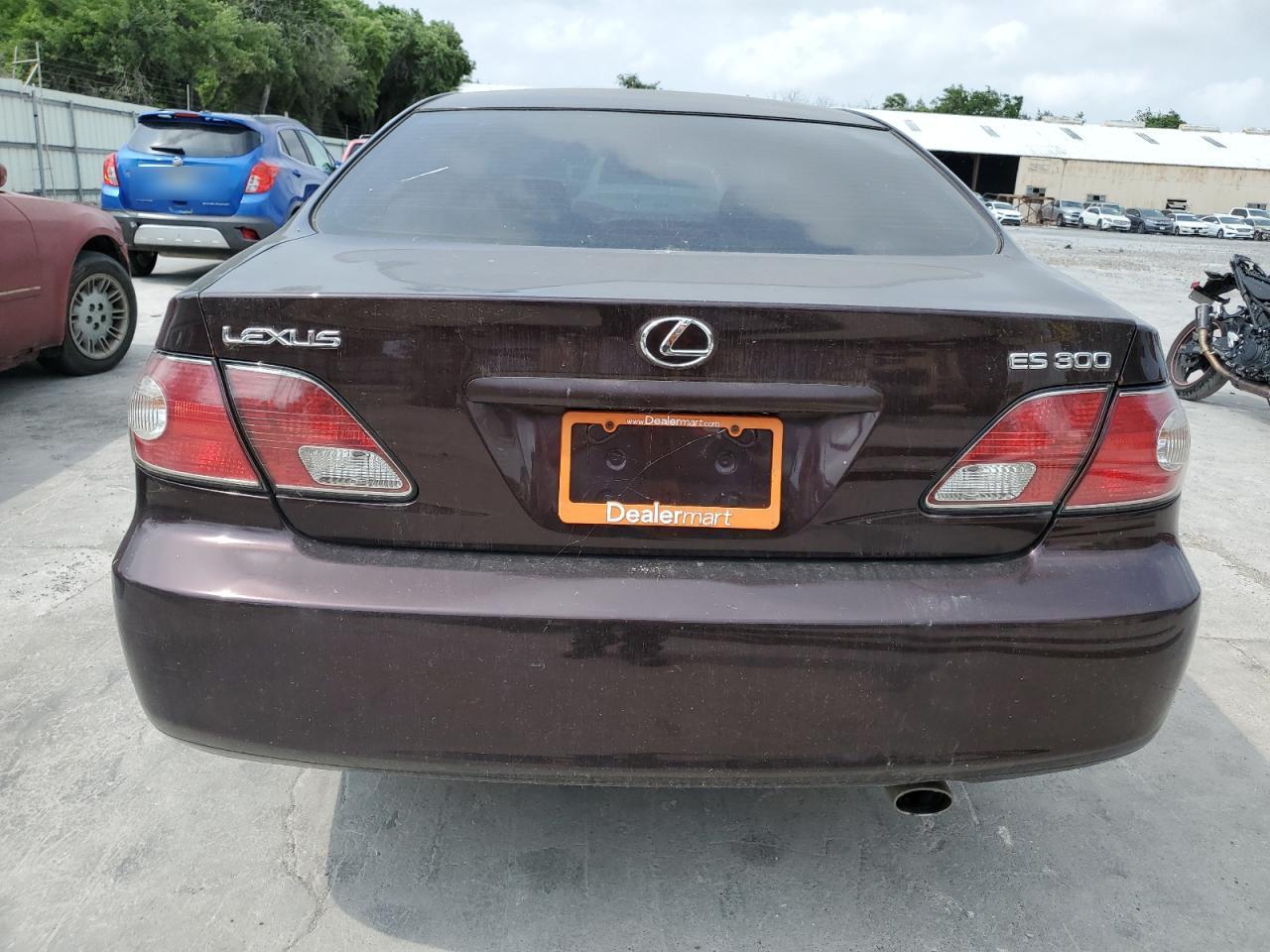 2002 Lexus Es 300 - Image 6
