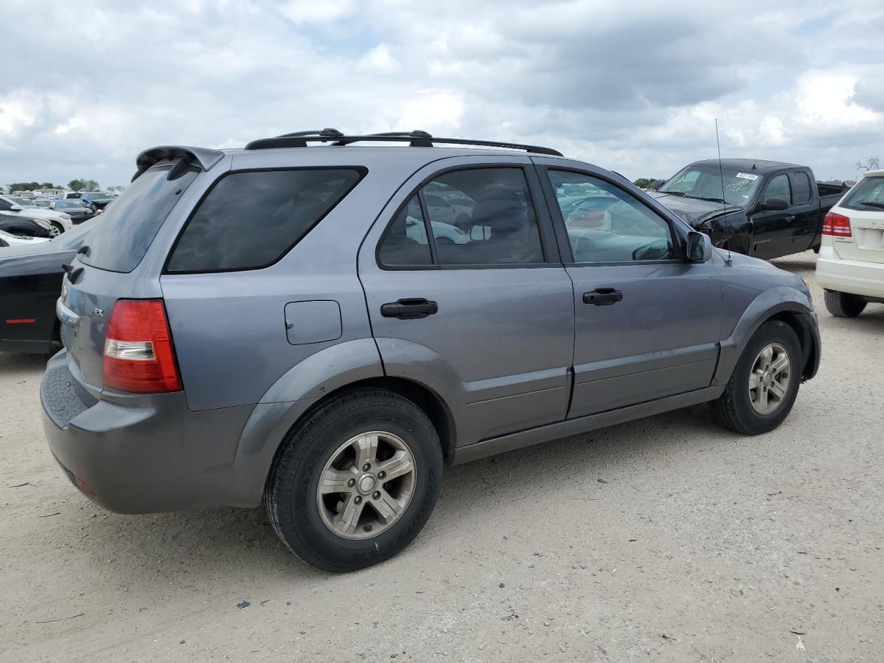 2007 Kia Sorento Ex - Image 3