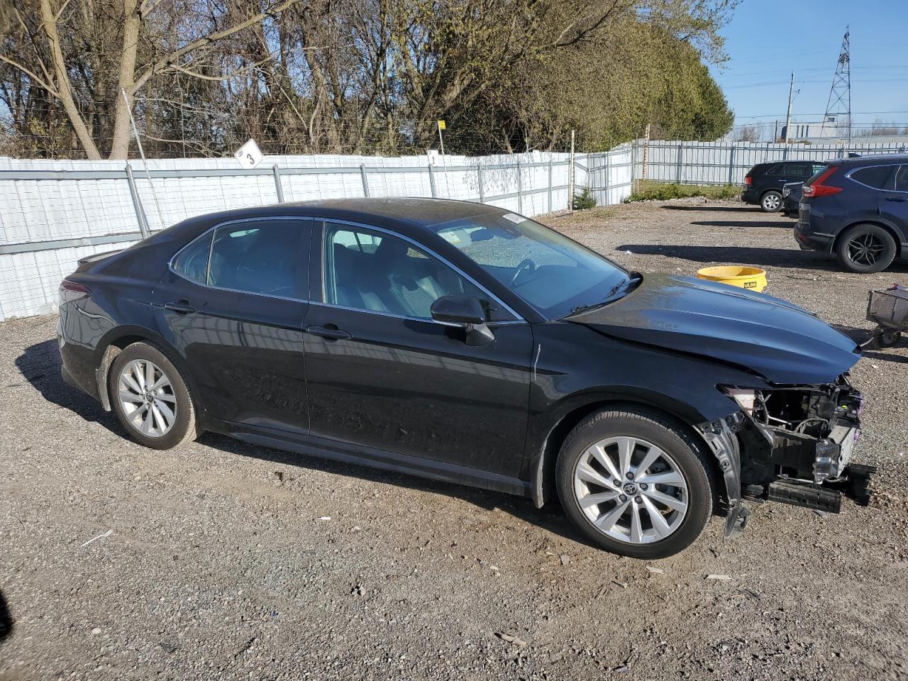 2021 Toyota Camry Se - Фото 4
