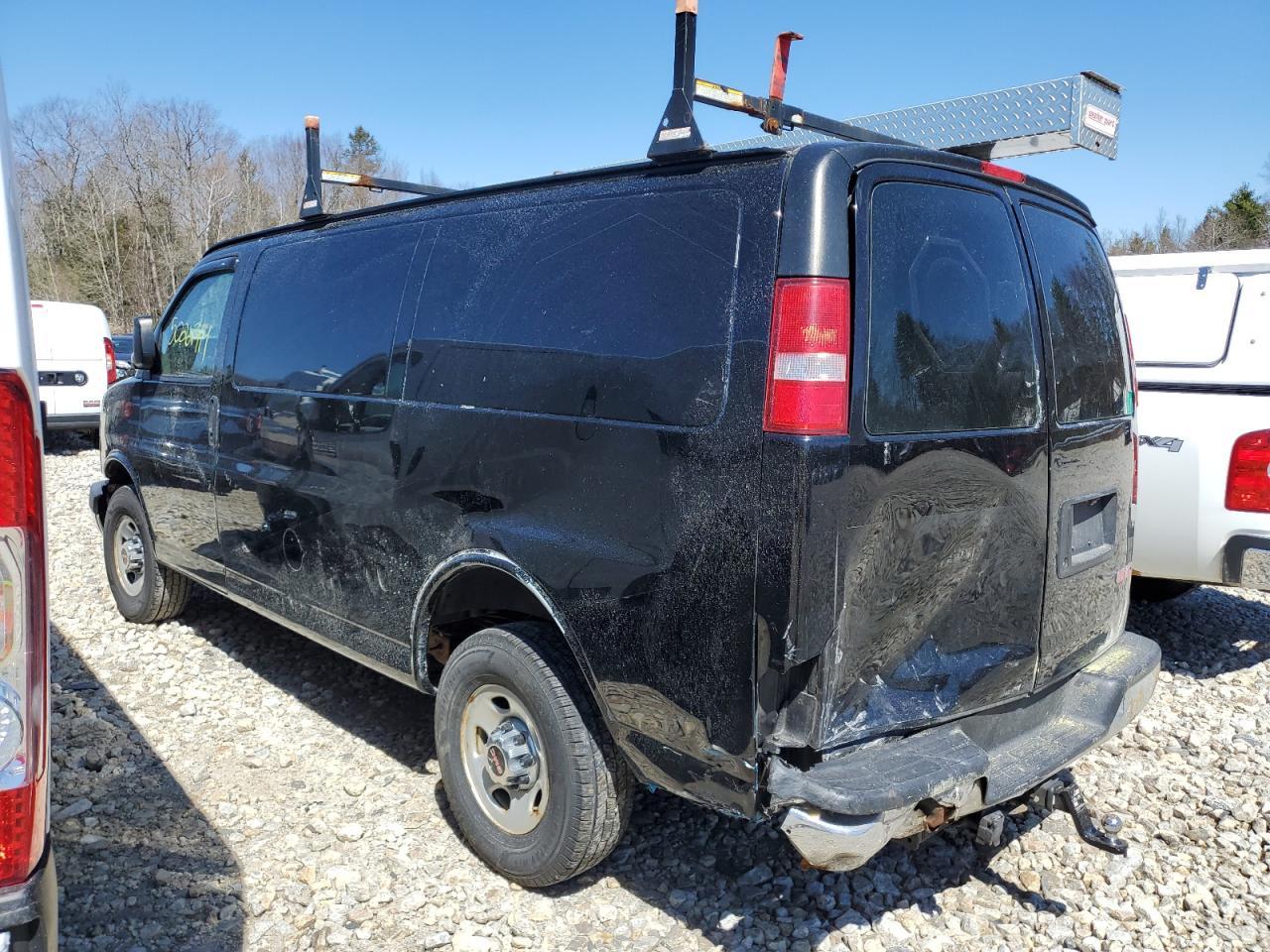 2015 GMC Savana G2500 - Фото 2