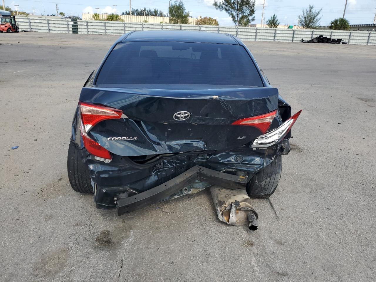 2017 Toyota Corolla L - Фото 6