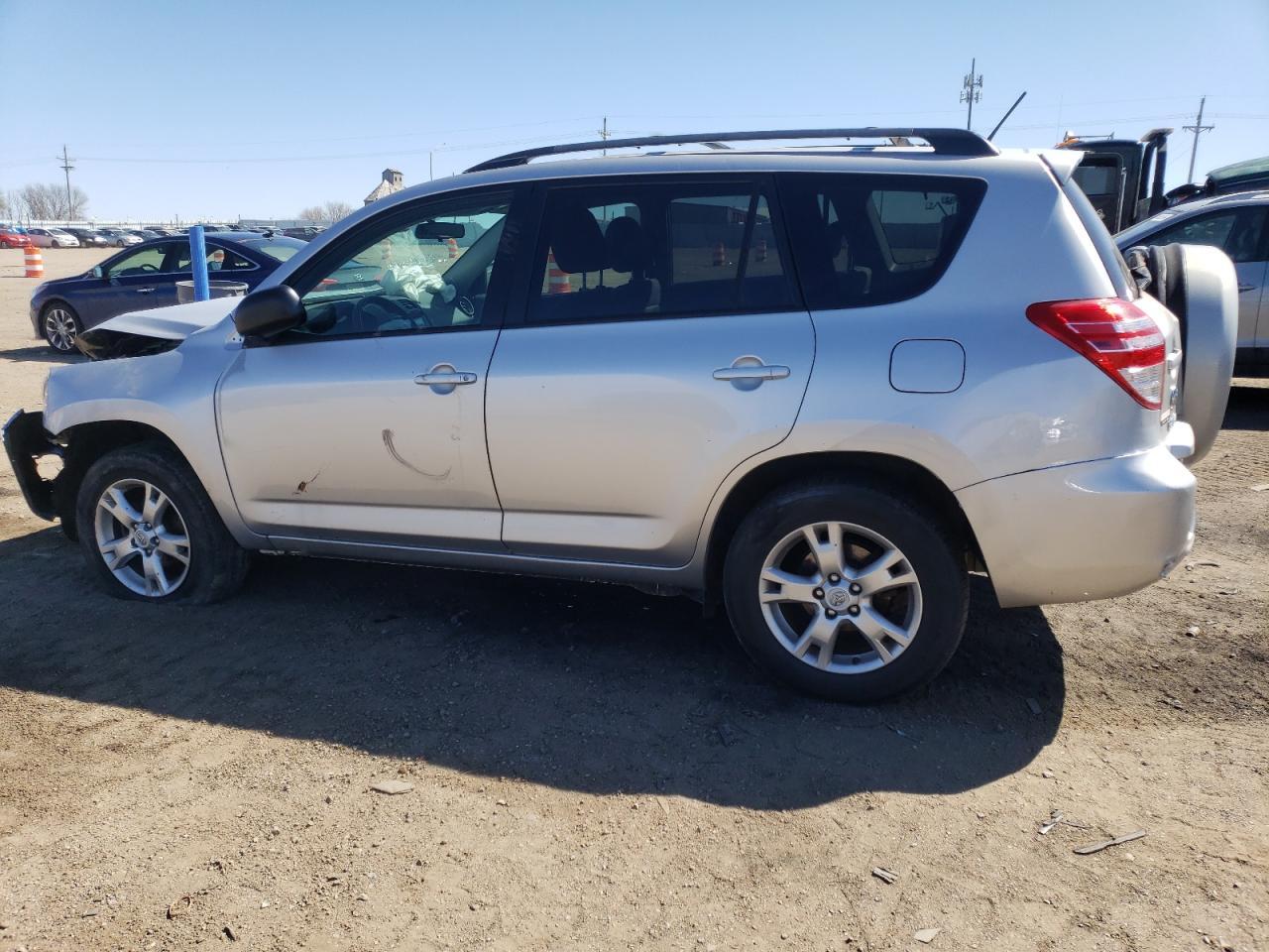 2011 Toyota Rav4 - Фото 2