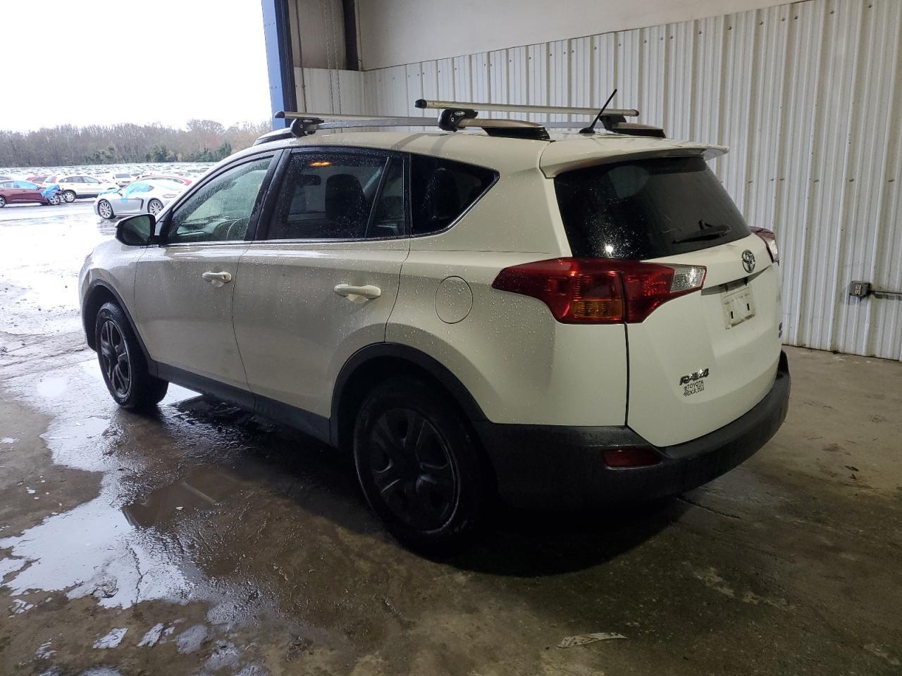 2015 Toyota Rav4 Le - Фото 2