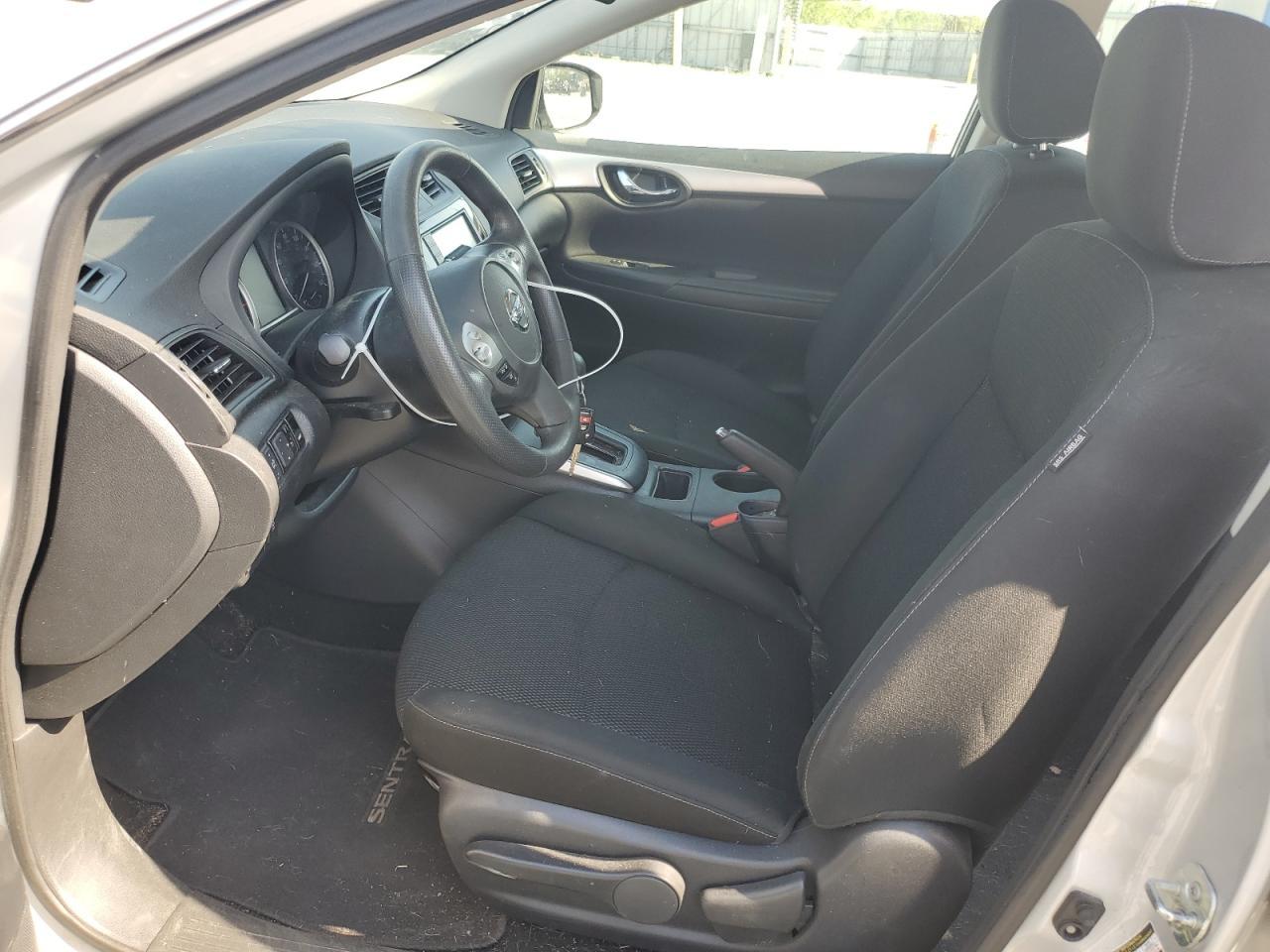 2019 Nissan Sentra S - Image 7