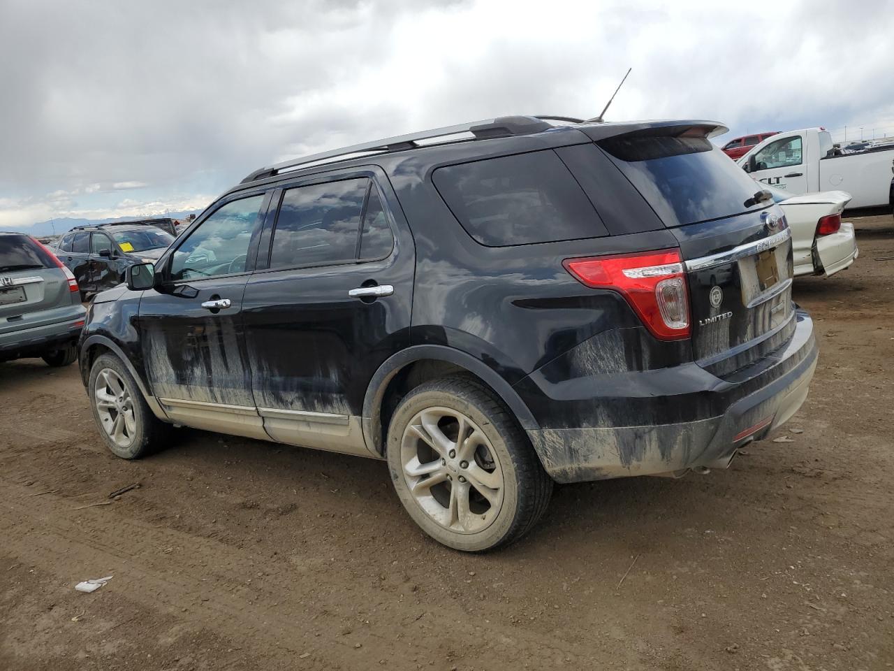 2015 Ford Explorer Limited - Image 2