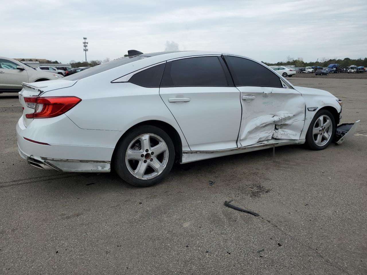 2020 Honda Accord Sport - Фото 3