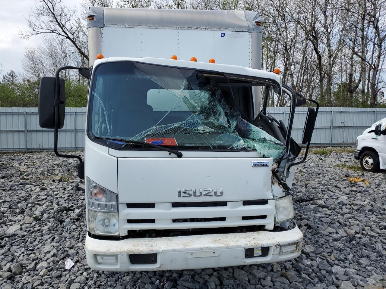 2012 Isuzu Npr - Image 5