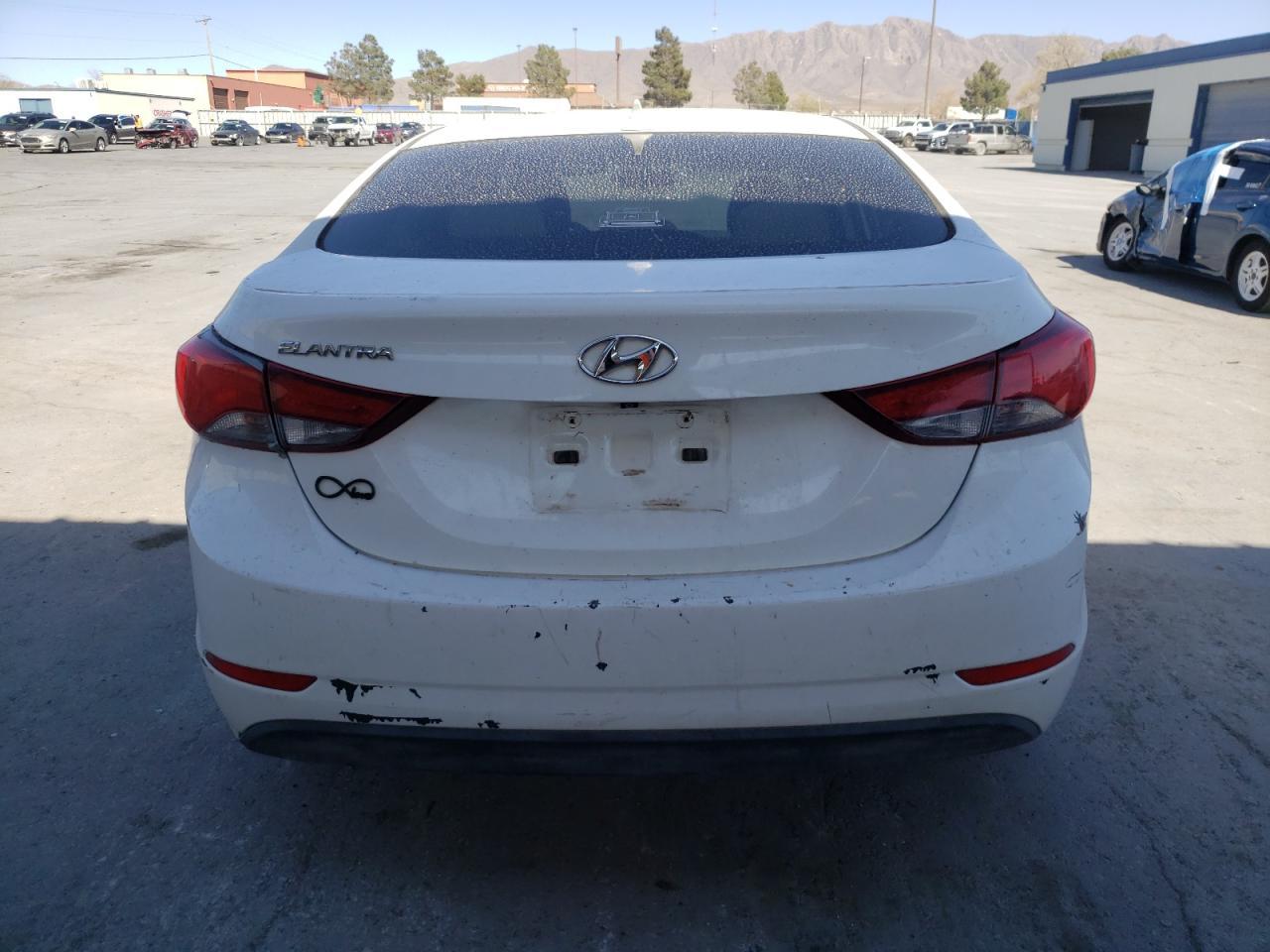 2014 Hyundai Elantra Se - Фото 6