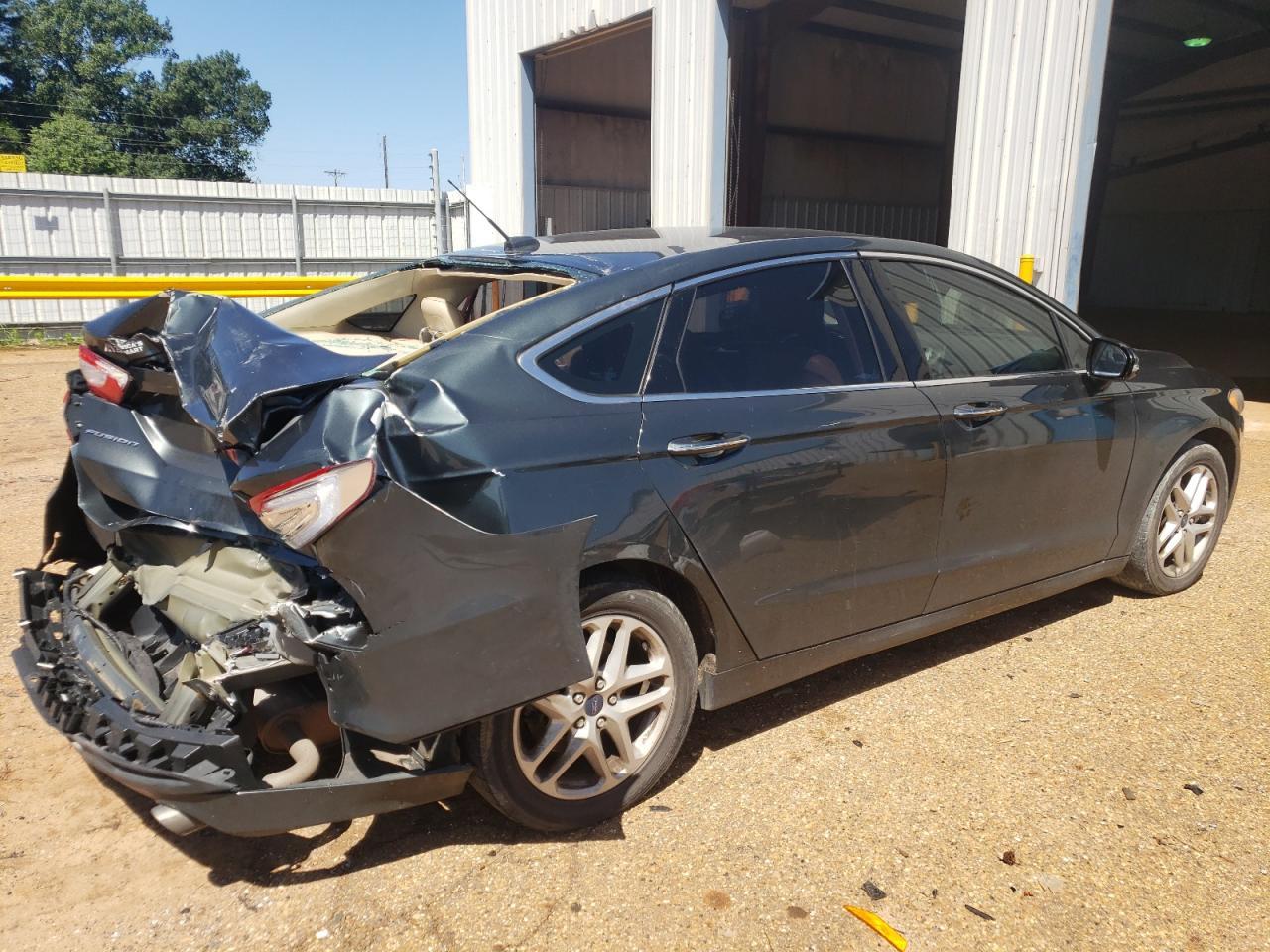 2015 Ford Fusion Se - Фото 3