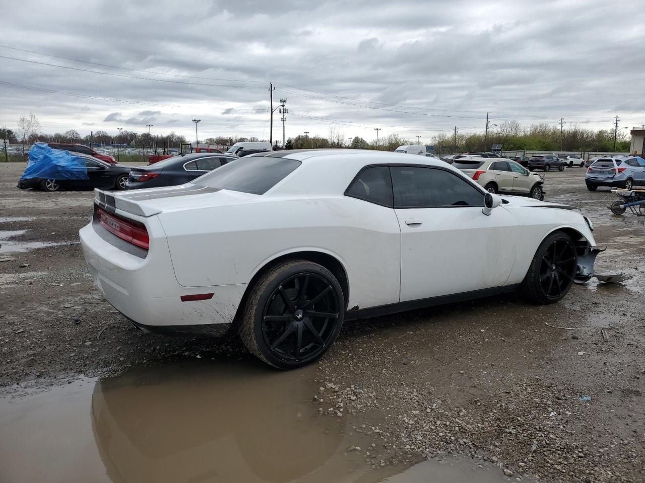 2013 Dodge Challenger Sxt - Image 3
