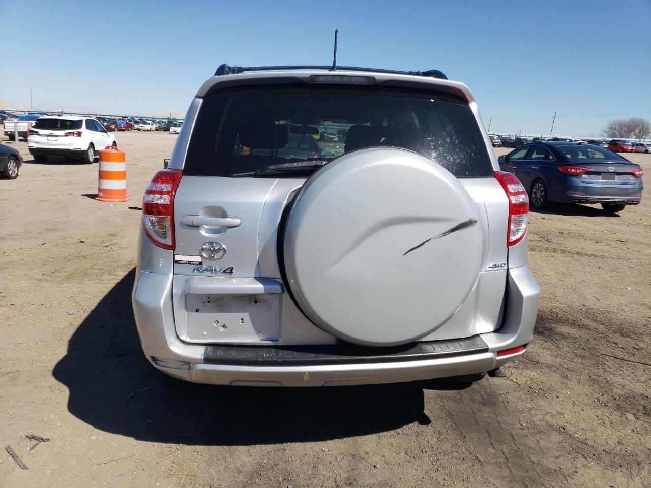 2011 Toyota Rav4 - Фото 6