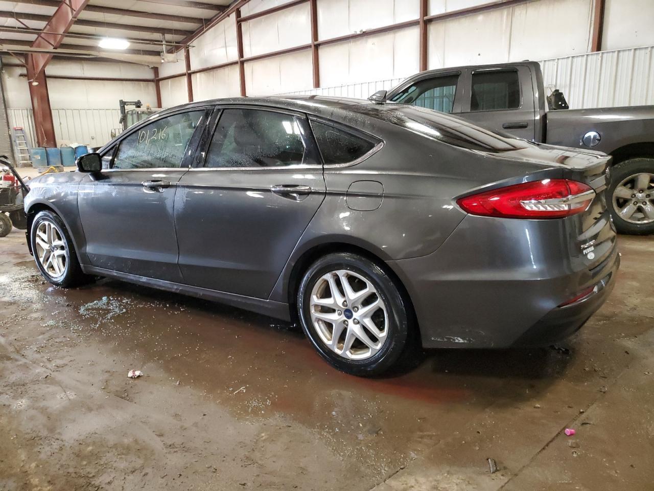 2019 Ford Fusion Se - Фото 2