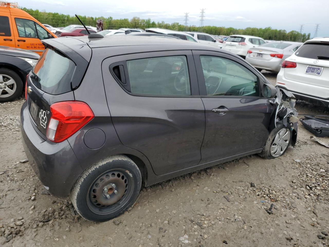 2016 Chevrolet Spark Ls - Фото 3