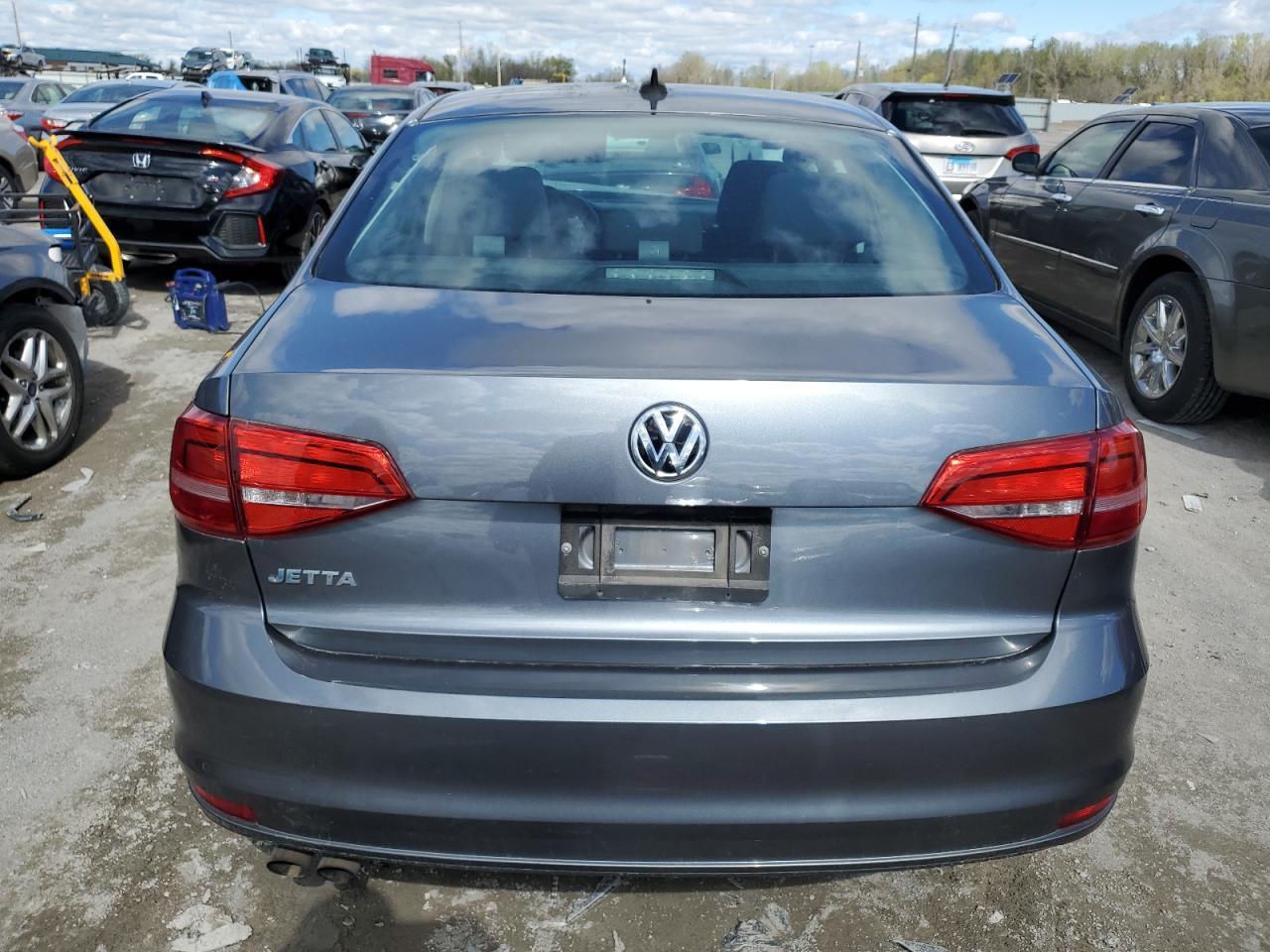 2015 Volkswagen Jetta Base - Image 6