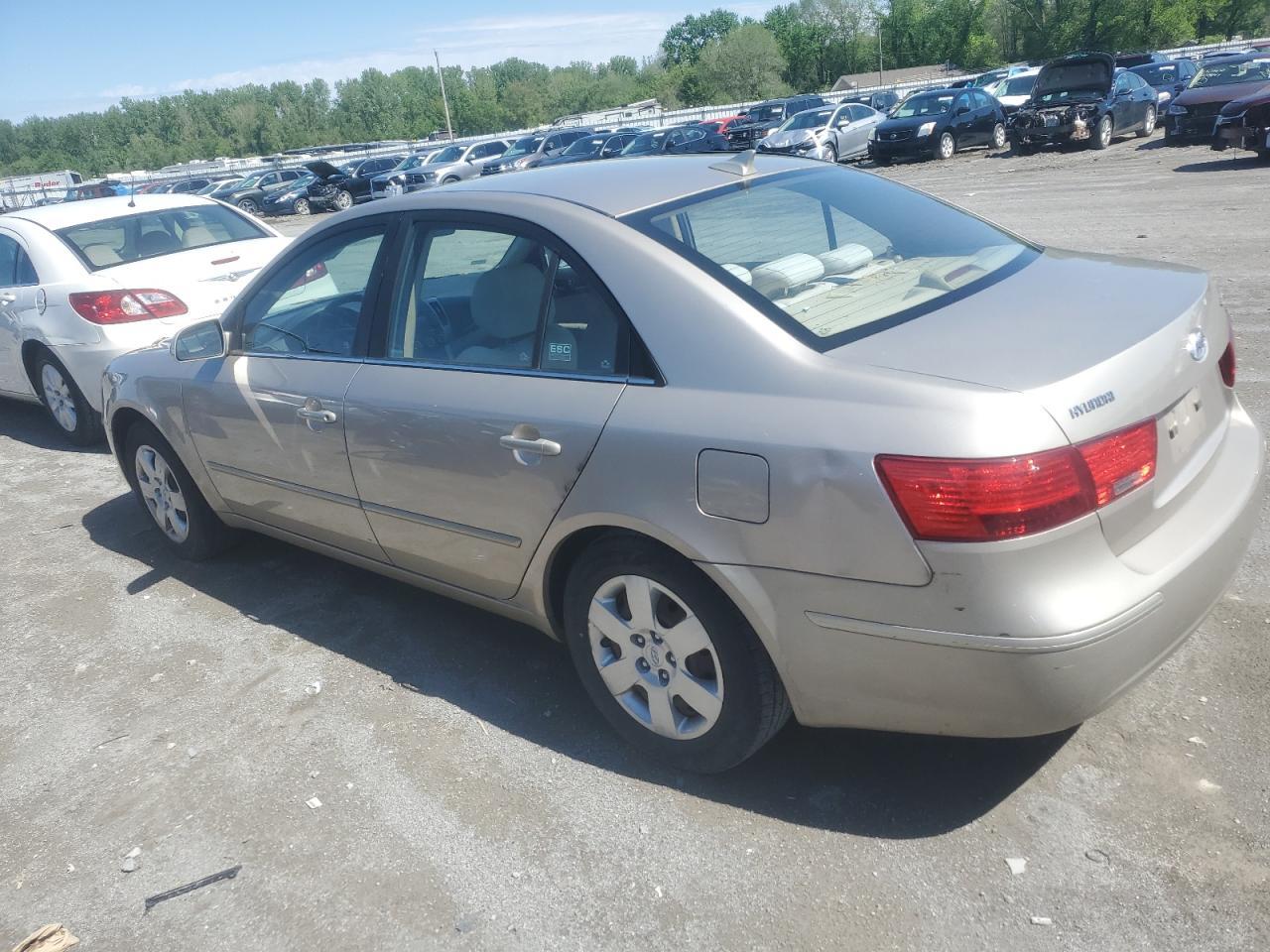 2010 Hyundai Sonata Gls - Image 2