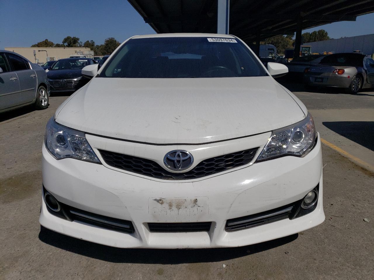 2014 Toyota Camray - Фото 5