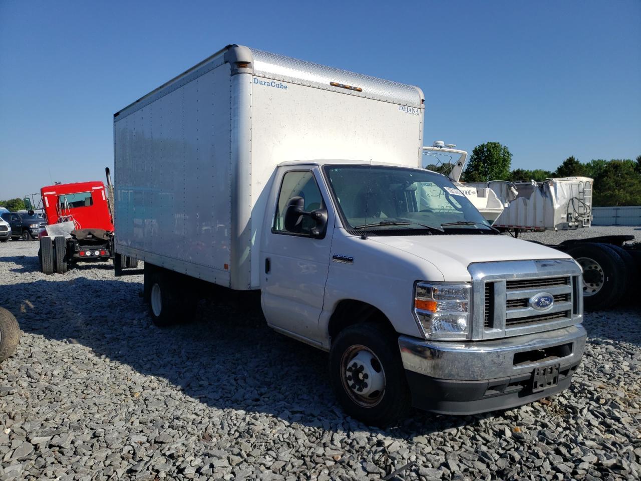 2022 Ford Econoline E350 Super Duty Cutaway Van - Фото 4