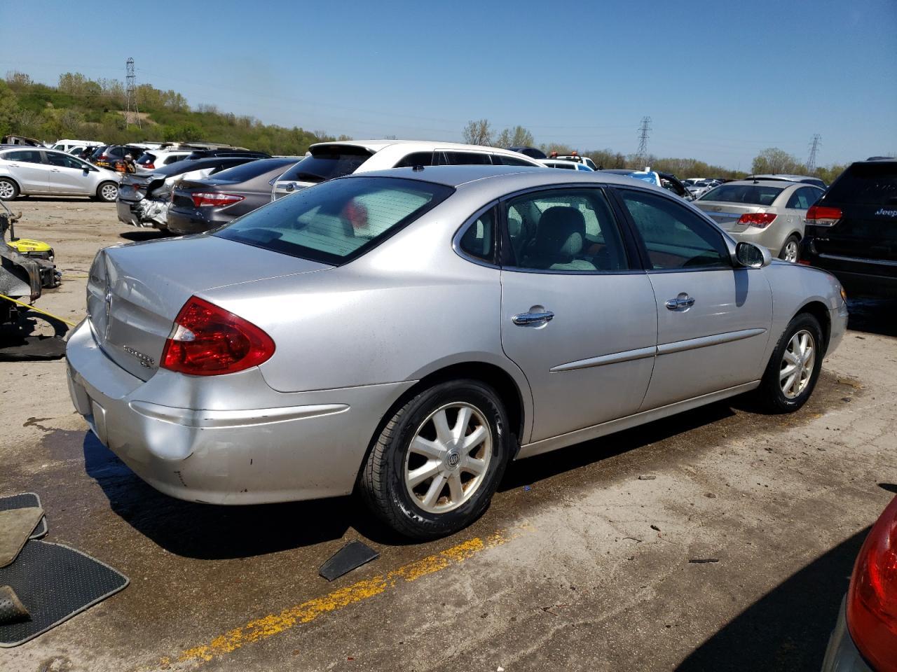 2005 Buick Lacrosse Cxl - Image 3