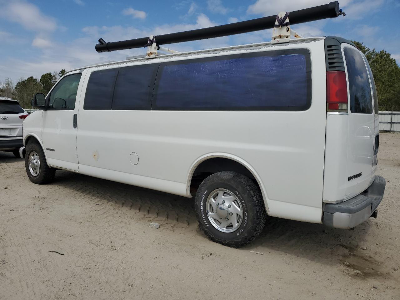 2002 Chevrolet Express G3500 - Фото 2
